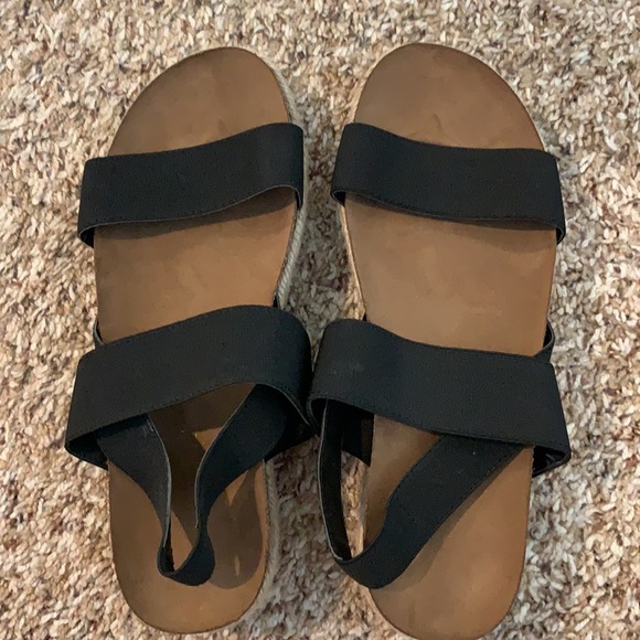 Black Sandals - Picture 2 of 2